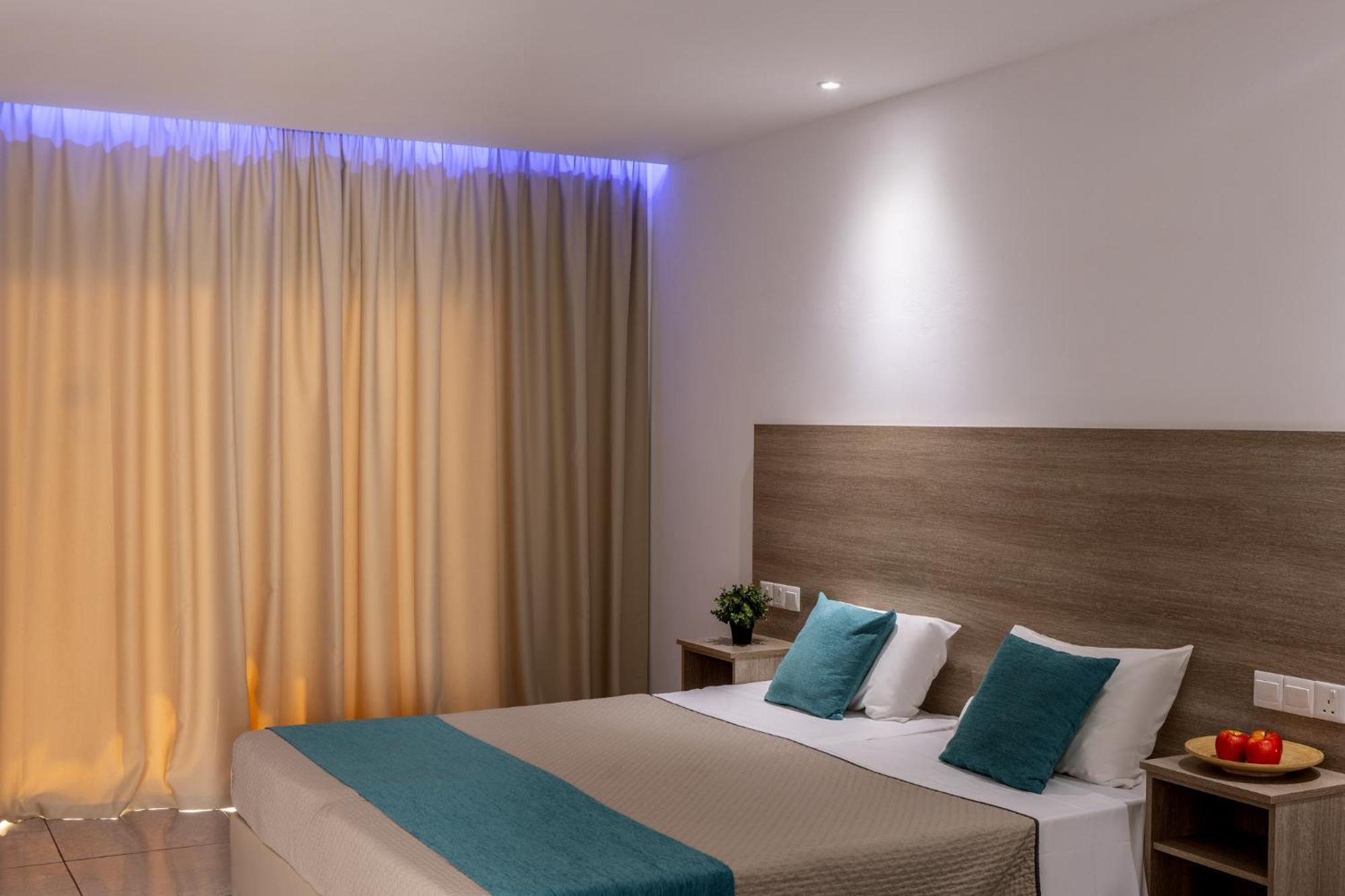 Annex Hotel Agia Napa Kamer foto