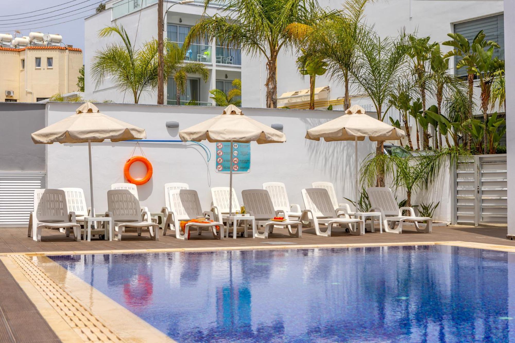 Annex Hotel Agia Napa Buitenkant foto