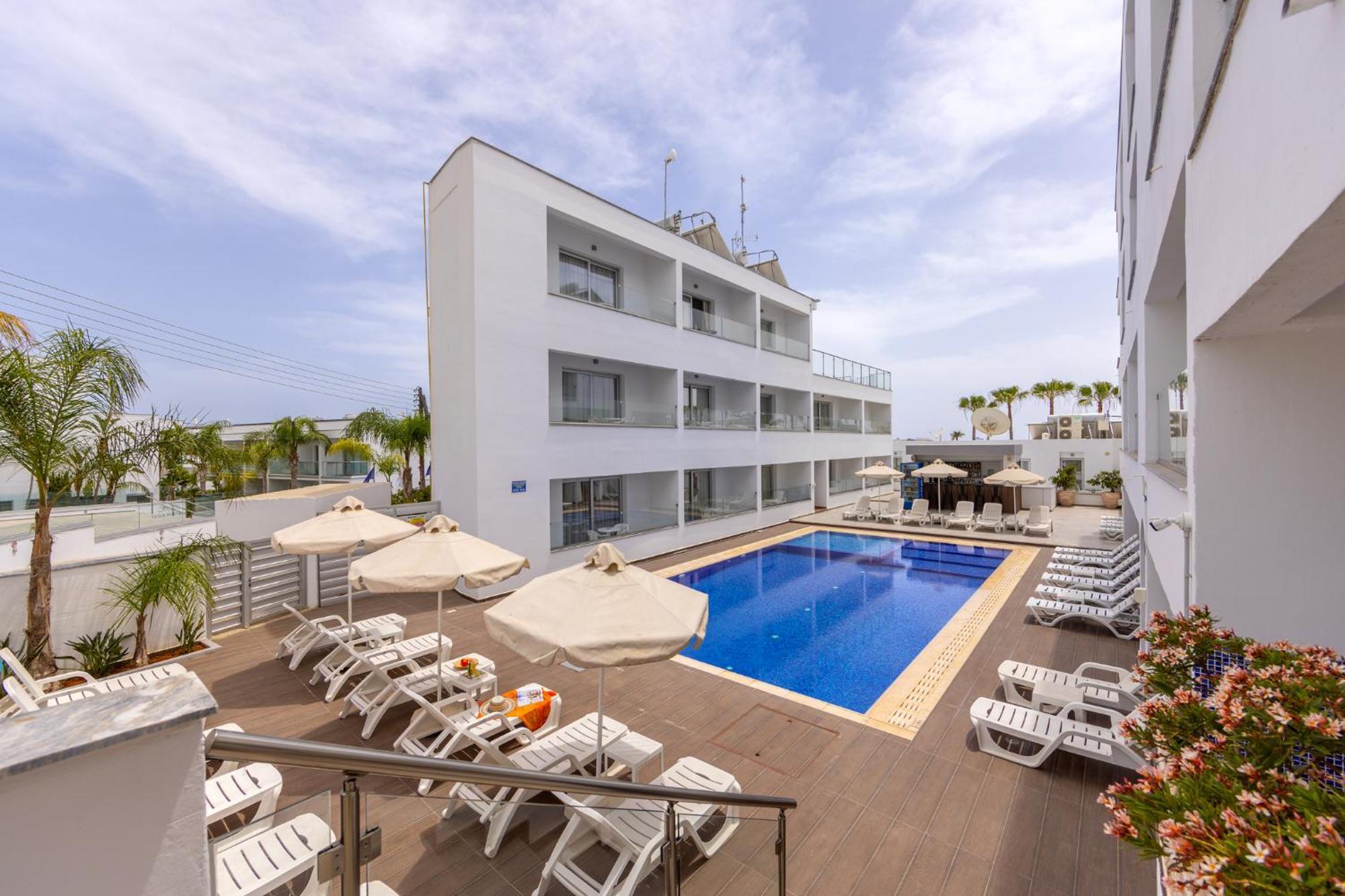 Annex Hotel Agia Napa Buitenkant foto